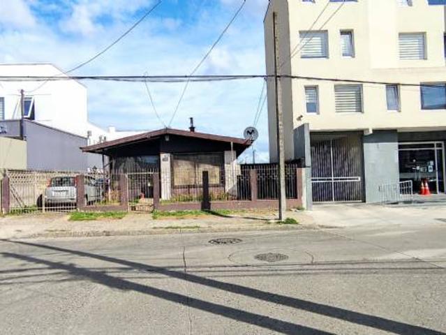 Casa en Arriendo CENTRO DE VALDIVIA, COMERCIAL 3 baños 146 m2