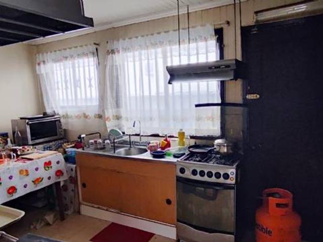 Casa en Arriendo CENTRO DE VALDIVIA, COMERCIAL 3 baños 146 m2