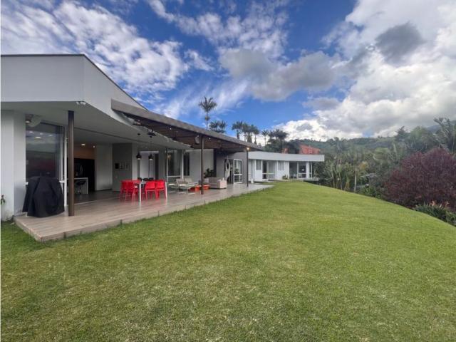 Casa en arriendo en Valles de la Alhambra, Manizales