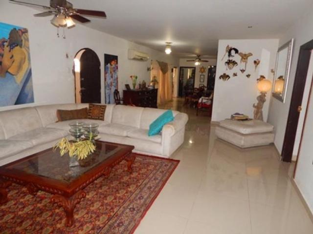 Casa en arriendo en Las Palmas, Barranquilla