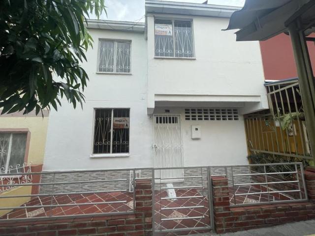 Casa en arriendo en Ciudadela Real de Minas, Santander
