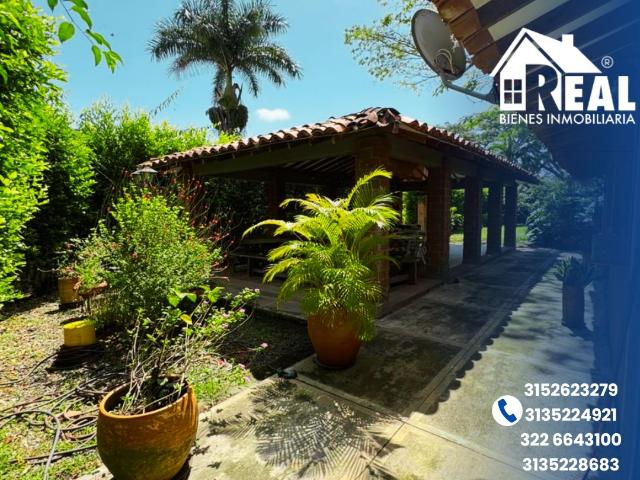 Casa en arriendo en El Carmen, Valle Del Cauca