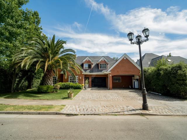 Casa en arriendo en Constitución, Maule