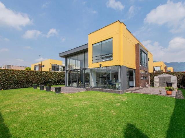Casa en arriendo en Palo de Agua, Cota