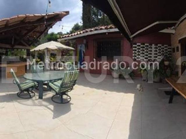 Casa en arriendo en Sur, Yumbo