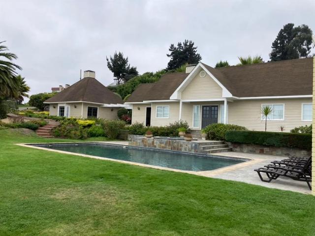 Casa en arriendo en Cachagua, Zapallar