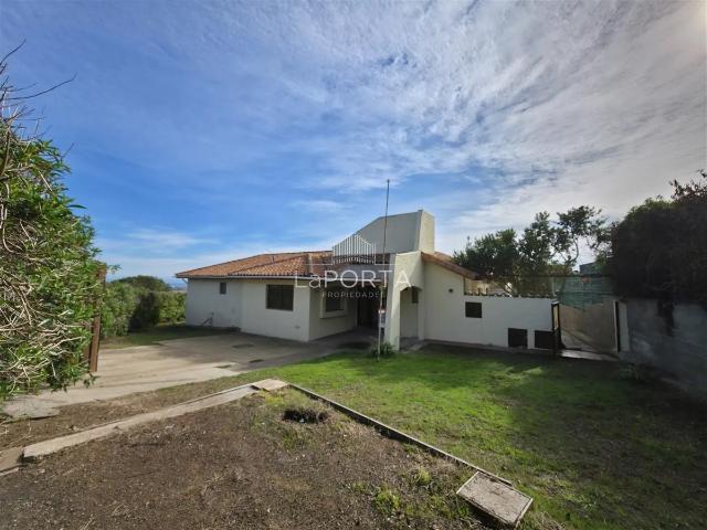 Casa en arriendo en Santa Adela, Quintero