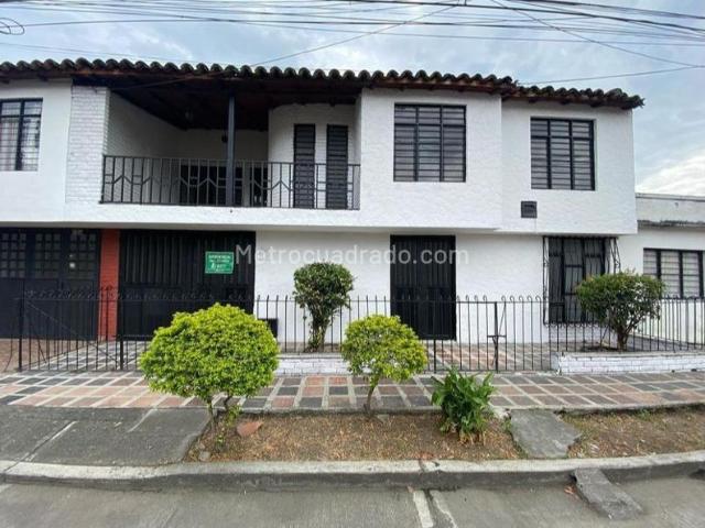 Casa en arriendo en Palmira, Sur