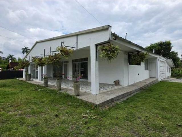 Casa en arriendo en Murillo, Armenia