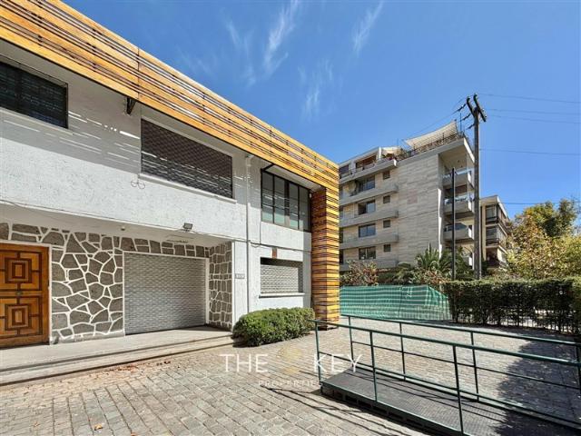 Casa en Arriendo en Av. Ricardo Lyon Av. Suecia