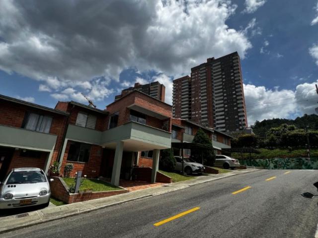 Casa en arriendo en Antioquia, Valle de Aburrá