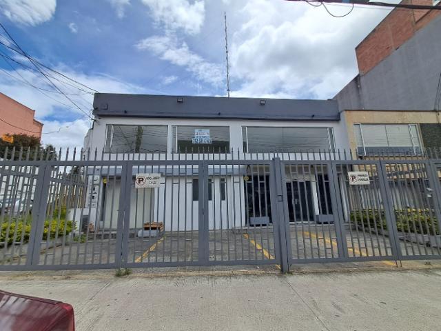 Casa en arriendo en Ricaurte, Bogotá