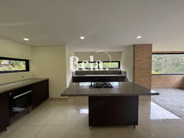 Casa En Arriendo En Bogota En La Calera A325170