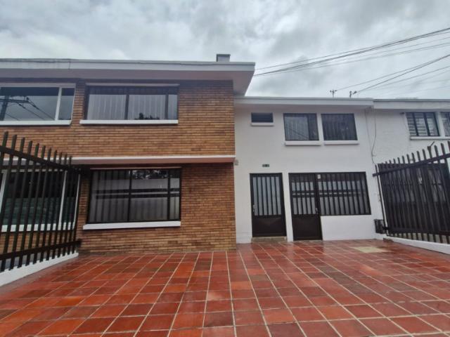 Casa en arriendo en Ricaurte, Bogotá