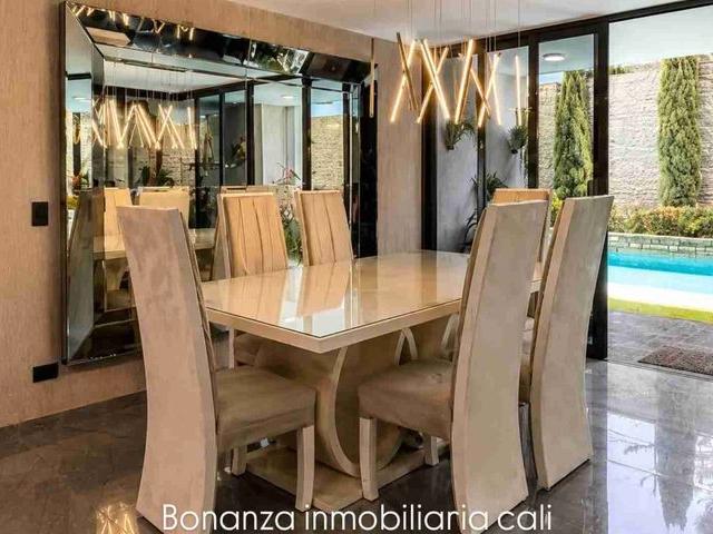 Casa en arriendo en Urbanización San Joaquín, Cali