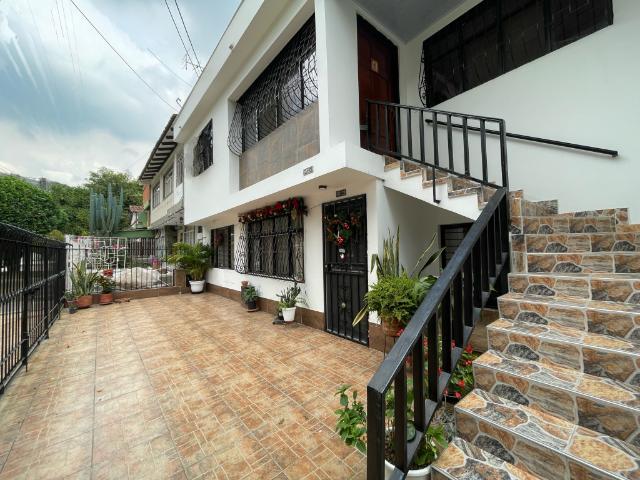 Casa En Arriendo En Cali En El Bosque A325847