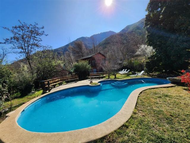 Casa en arriendo en El Melocotón, Metropolitana