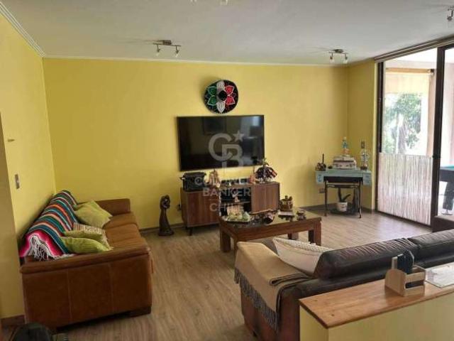 Casa en Arriendo en Colina 4 dormitorios 4 banos de 426 m