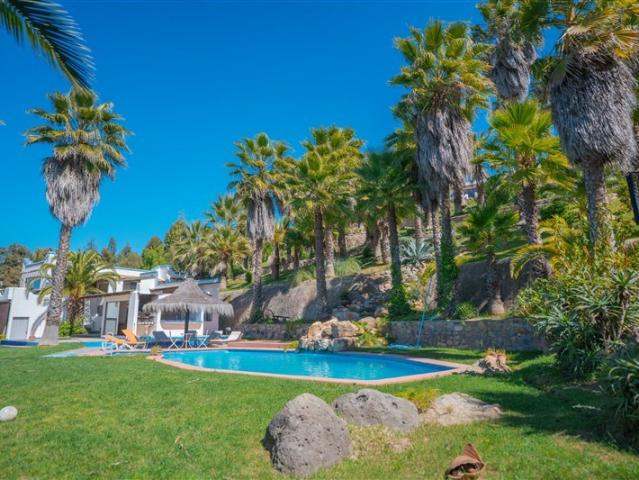 Casa en Arriendo en Condominio Costa del Sol 2