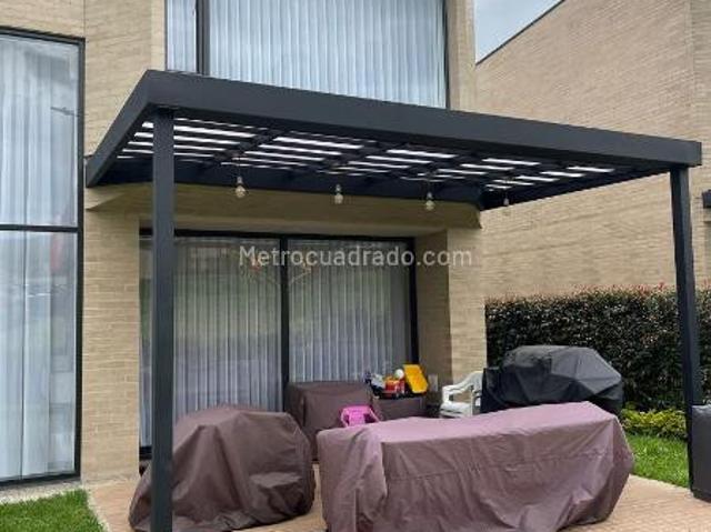 Casa En Arriendo En Cota En. A226456
