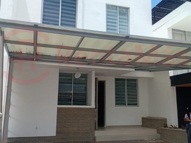 Casa en arriendo en Hacarí, Norte De Santander