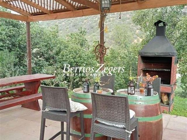 Casa en Arriendo en Curacavi 3 dormitorios 5 banos de 8700 m