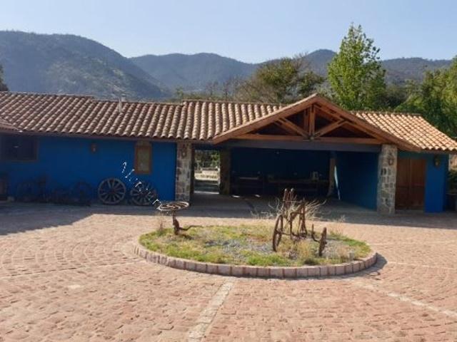 Casa en arriendo en La Aurora, Metropolitana