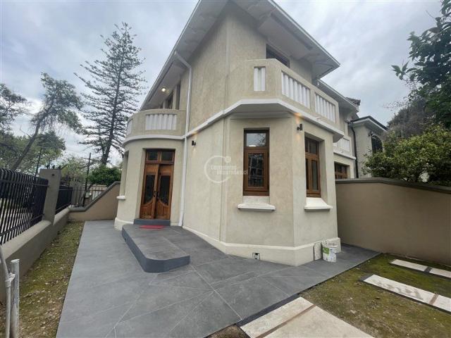 Casa en arriendo en Barrio Suárez Mujica, Santiago