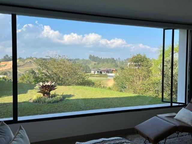 Casa En Arriendo En El Carmen De Viboral A99205