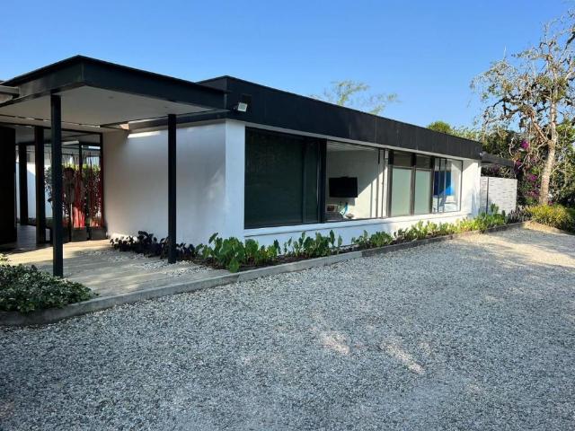 Casa En Arriendo En El Carmen De Viboral A99205