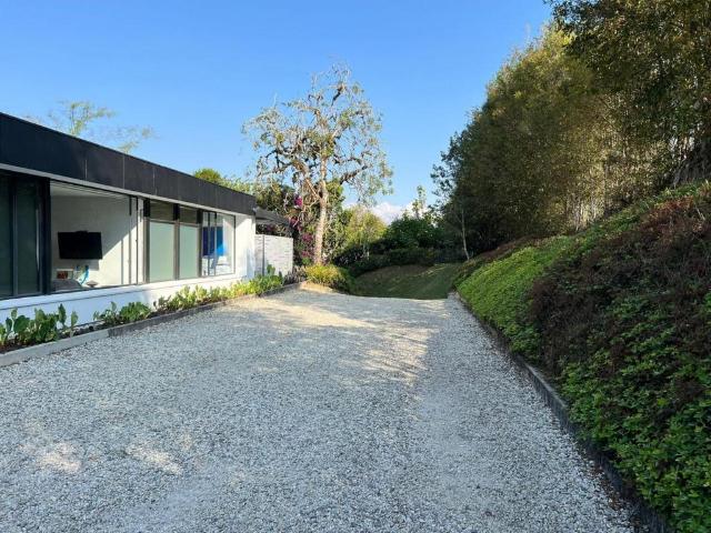 Casa En Arriendo En El Carmen De Viboral A99205