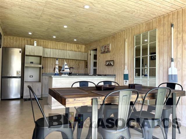 Casa en Arriendo en El Estero / Lago rapel