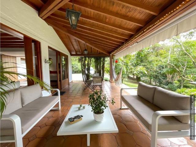 Casa en arriendo en La Candelaria, Medellín