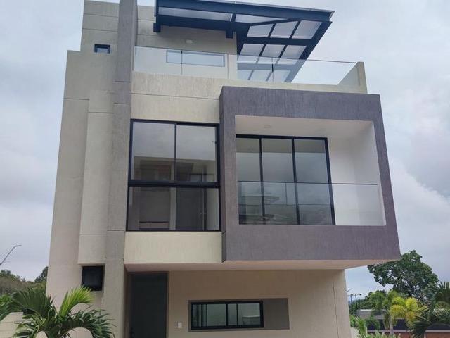 Casa en arriendo en Bijao del Vergel, Ibagué