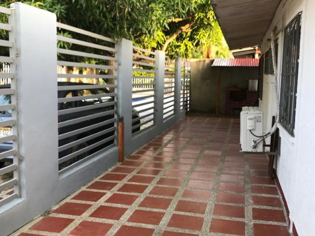 Casa En Arriendo En Juan De Acosta En Santa Veronica A328645