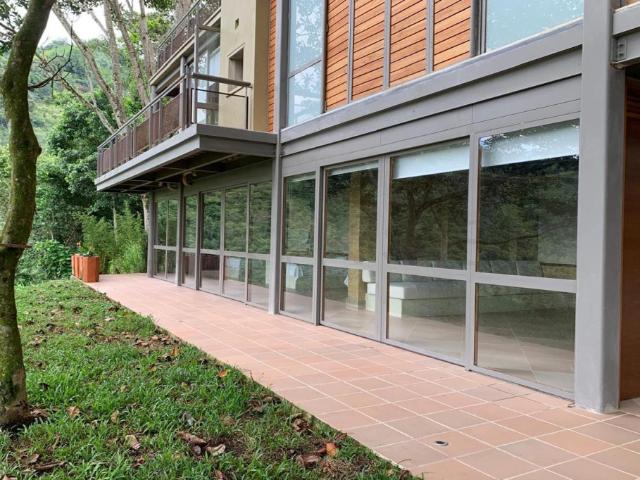Casa En Arriendo En La Vega A176406