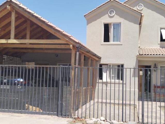 Casa en arriendo en Lo Vargas, Metropolitana