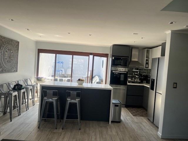 Casa en arriendo en Las Condes, Metropolitana