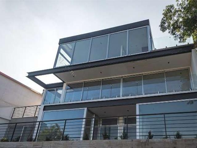 Casa en Arriendo en Las Condes 4 dormitorios 5 banos de 458 m