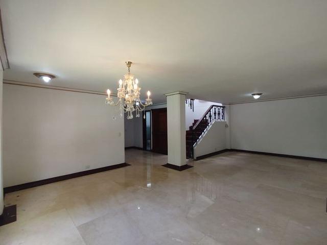 Casa en arriendo en Universidad, AMCO, Area Metropolitana Centro Occidente