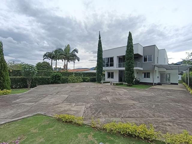 Casa en arriendo en Oriental, Los Patios