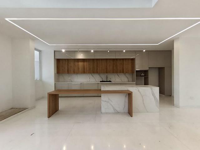Casa en arriendo en Oriental, Los Patios