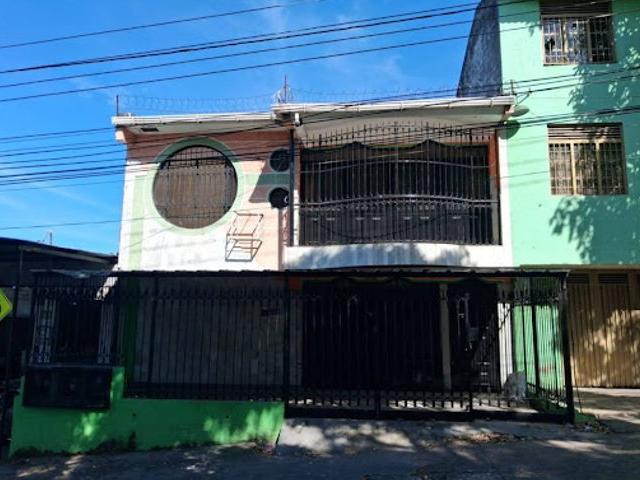 Casa en arriendo en Neiva, Huíla