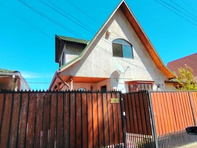 Casa en arriendo en Padre Hurtado, Metropolitana