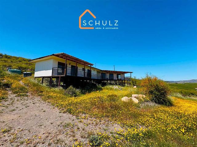 Casa en arriendo en Pencahue, Maule