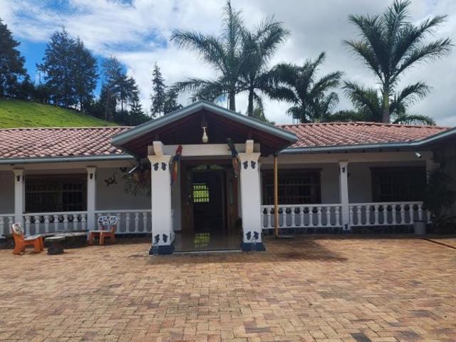 Casa Campestre En Arriendo En Rionegro En Vereda La Playa A249499