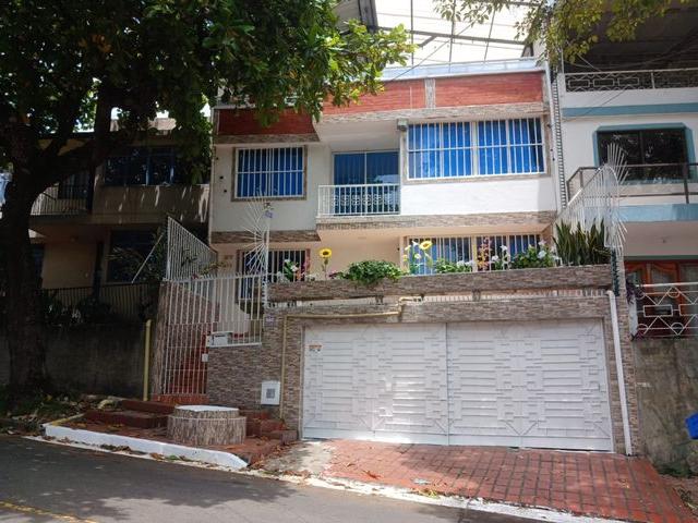 Casa en arriendo en Viejo San Fernando, Cali