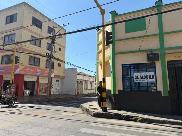 Casa en arriendo en San Martín, Bogotá