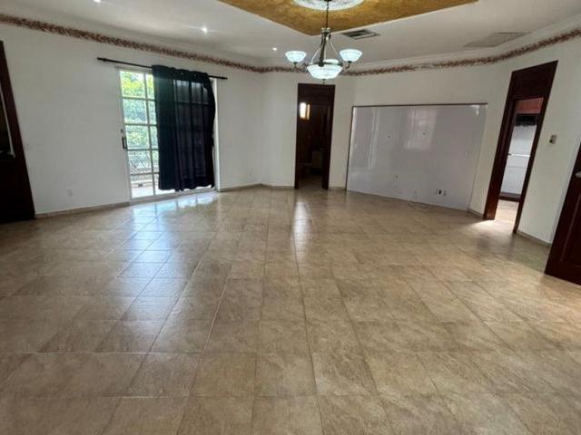 Casa en arriendo en Belén, Cali