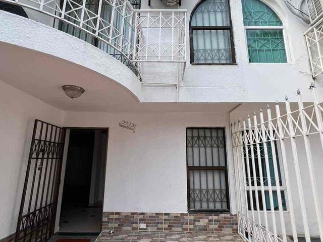 Casa en arriendo en Localidad 2 Histórica - Rodrigo de Bastidas, Perímetro Urbano Santa Marta